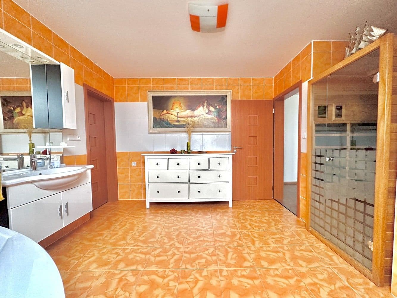 Prodej domu 235 m², pozemek 1.127 m², Zlatá, Středočeský kraj Prodej domu 235 m², pozemek 1.127 m², Zlatá, Středočeský kraj