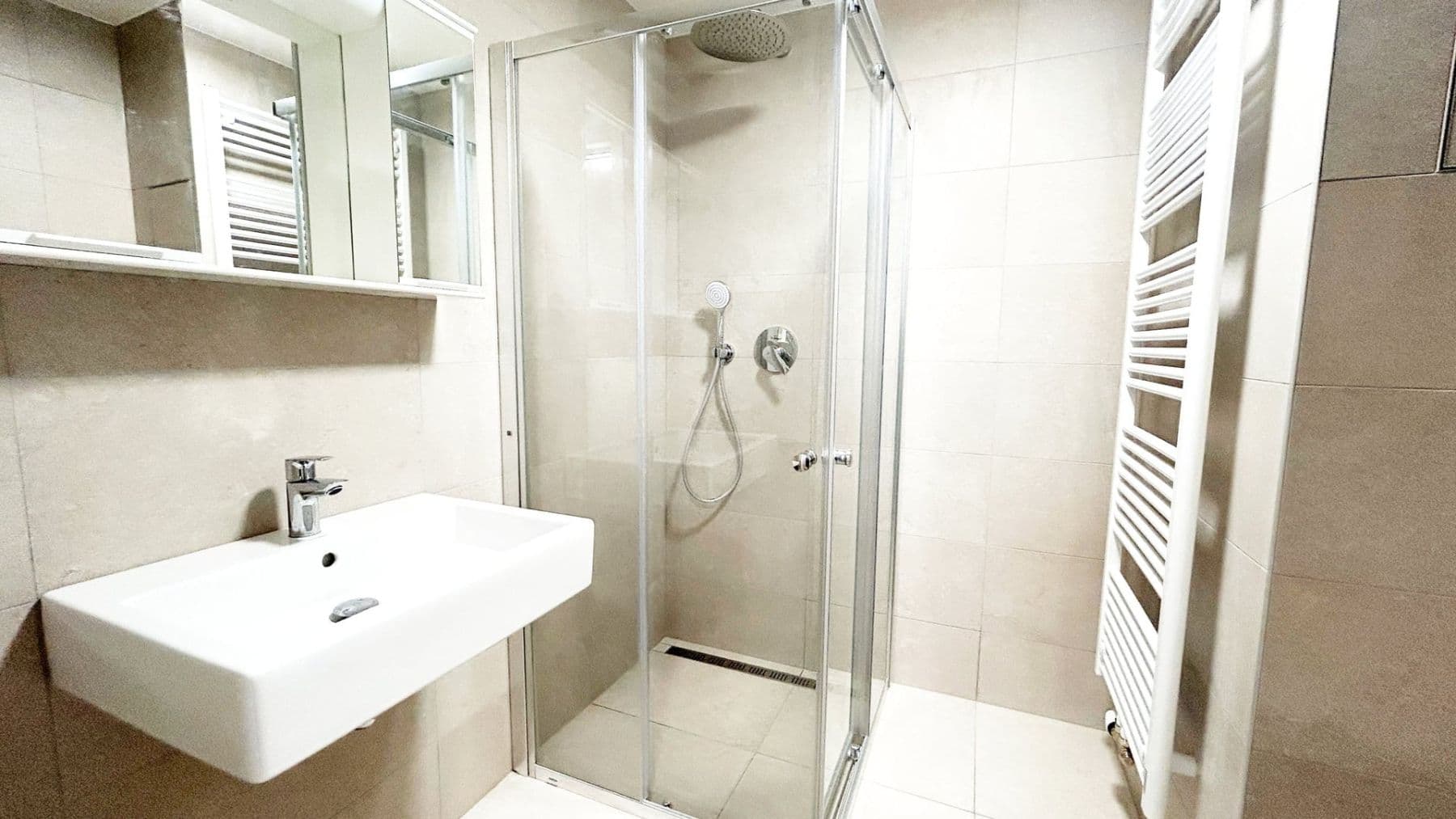 Pronájem bytu 2+kk 49 m², Ke křížku, Kladno, Středočeský kraj Pronájem bytu 2+kk 49 m², Ke křížku, Kladno, Středočeský kraj