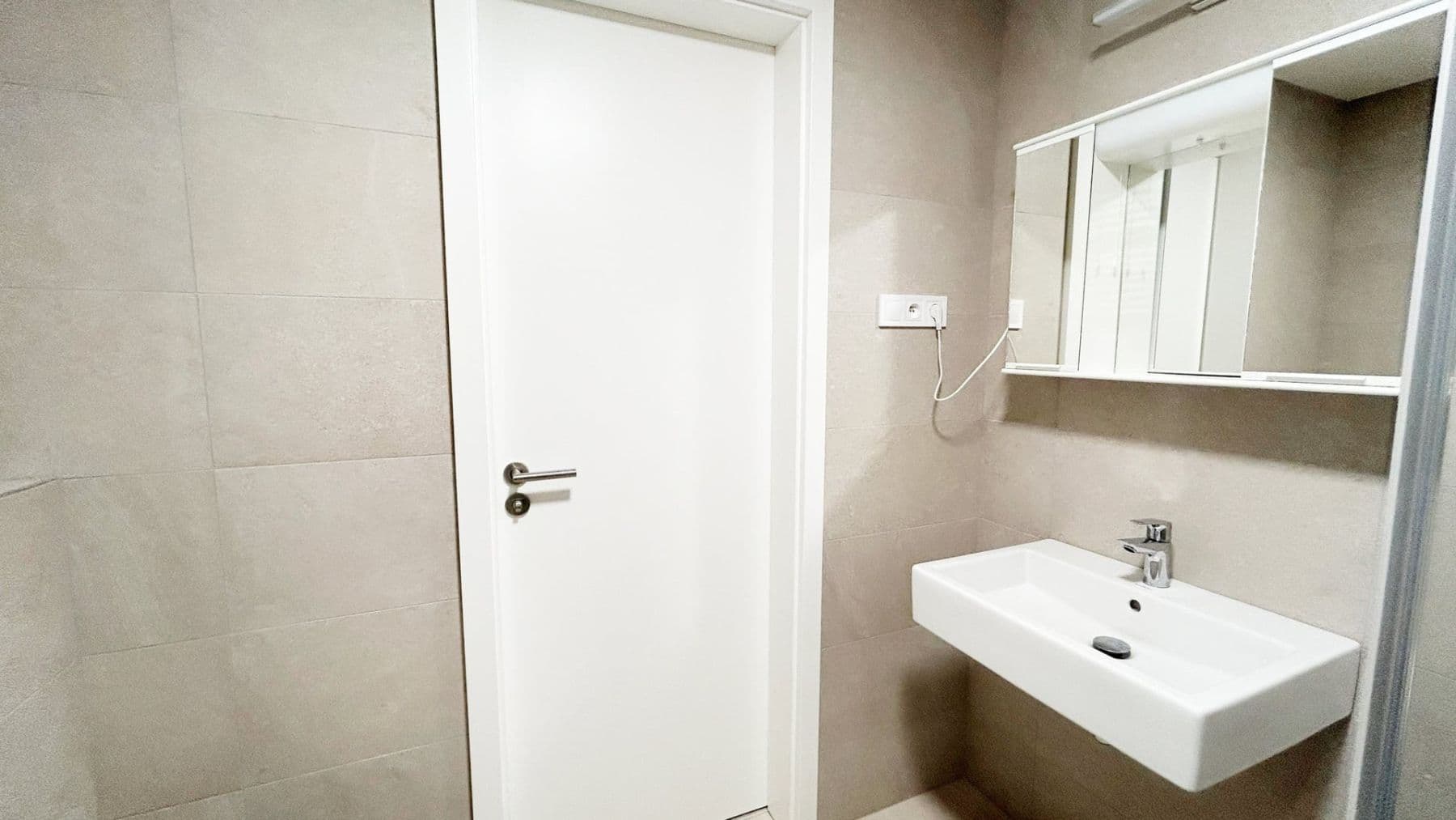 Pronájem bytu 2+kk 49 m², Ke křížku, Kladno, Středočeský kraj Pronájem bytu 2+kk 49 m², Ke křížku, Kladno, Středočeský kraj