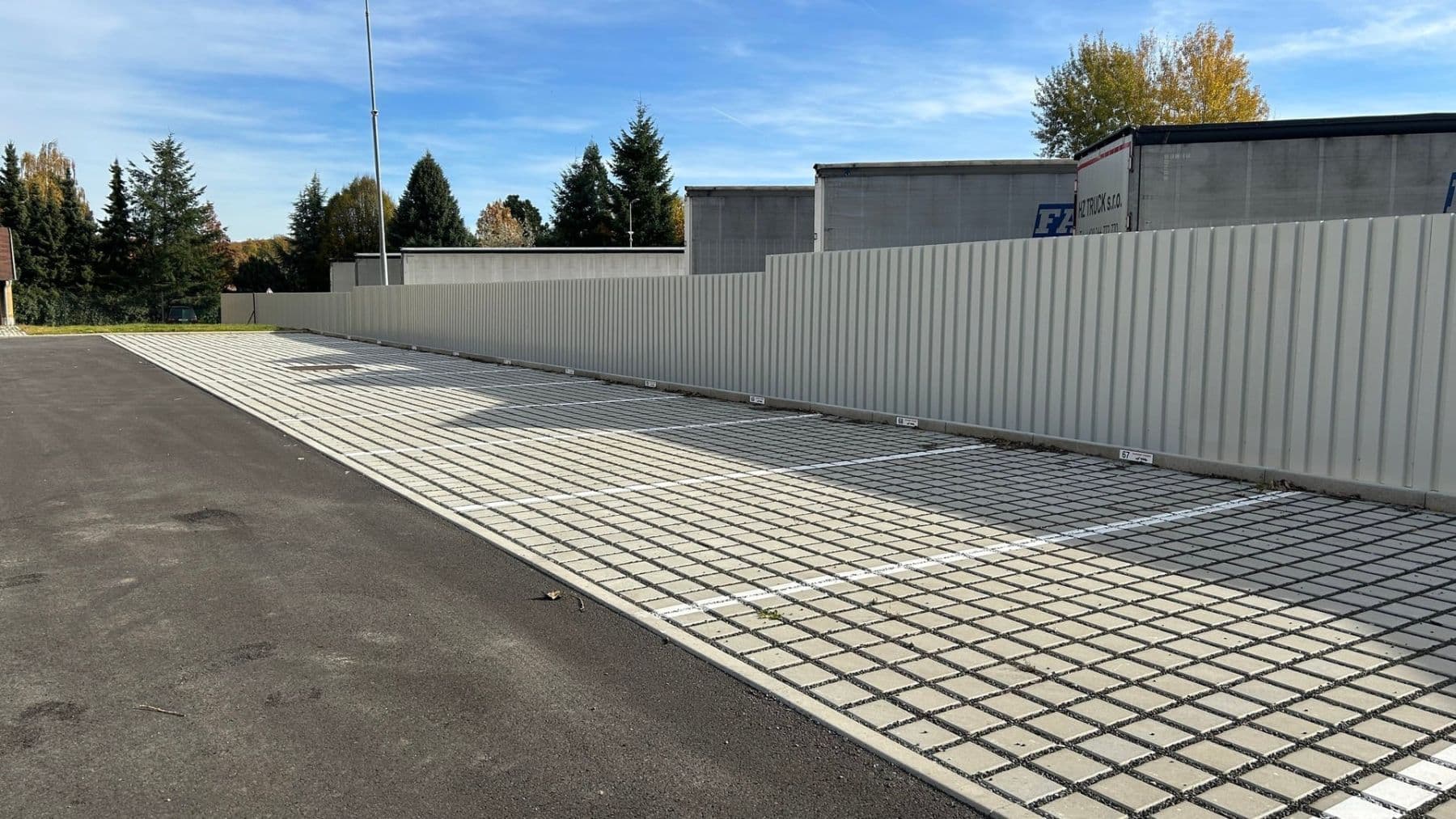 Pronájem bytu 2+kk 49 m², Ke křížku, Kladno, Středočeský kraj Pronájem bytu 2+kk 49 m², Ke křížku, Kladno, Středočeský kraj