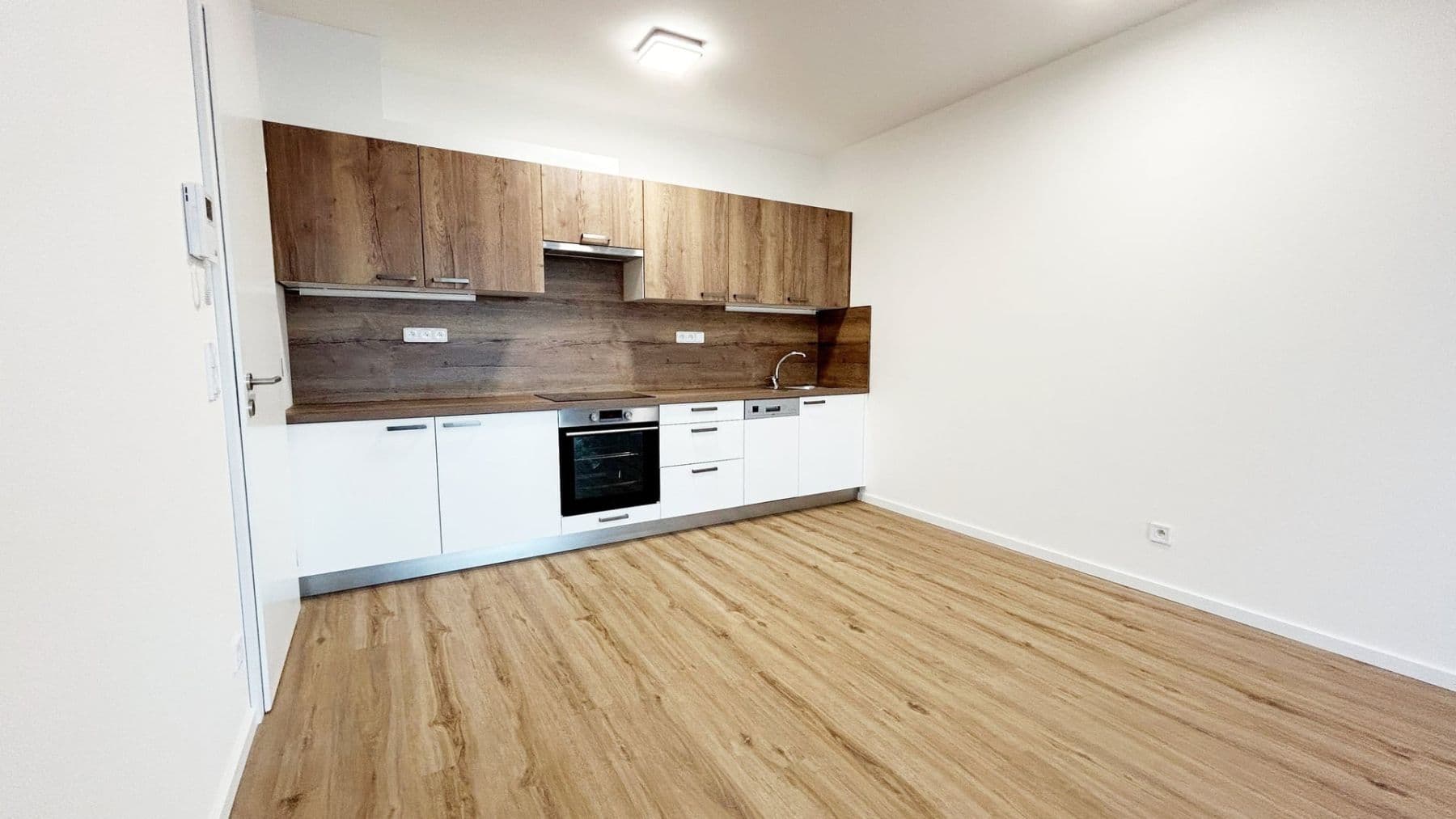 Pronájem bytu 2+kk 49 m², Ke křížku, Kladno, Středočeský kraj Pronájem bytu 2+kk 49 m², Ke křížku, Kladno, Středočeský kraj