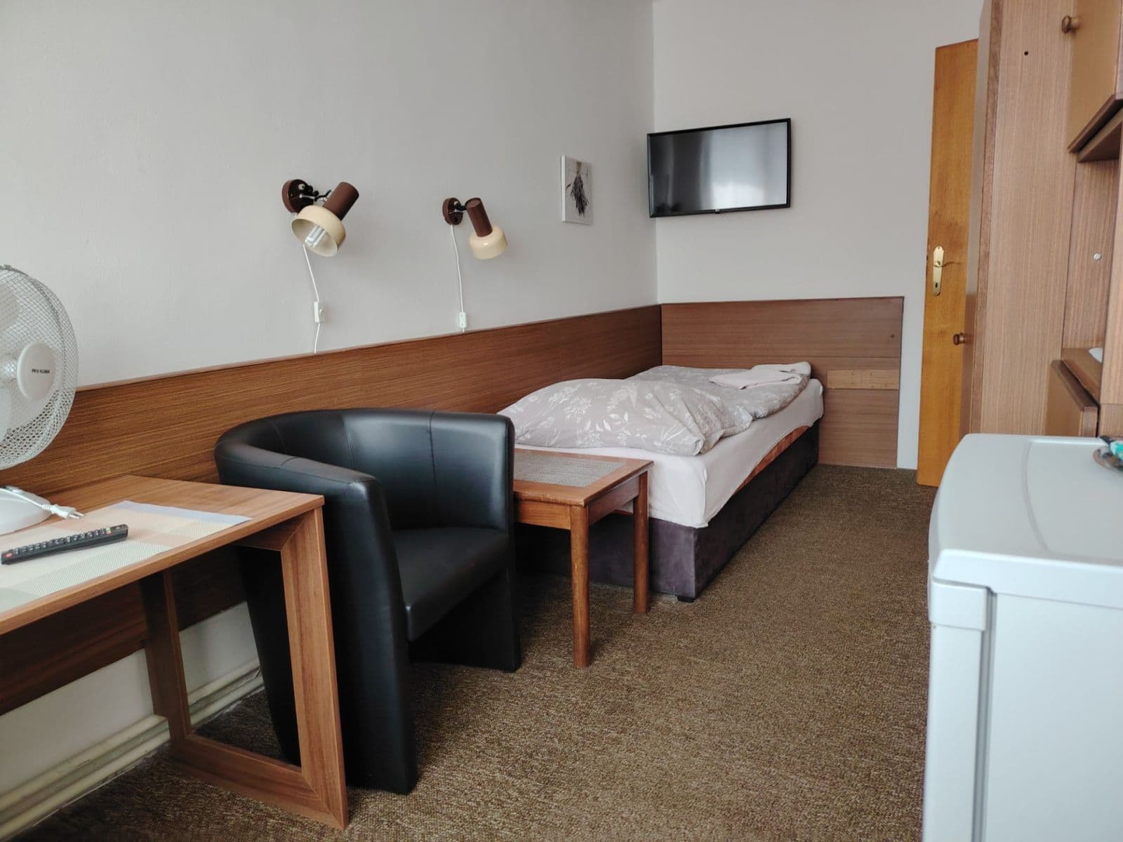 Pronájem bytu Garsoniéra 18 m², Ústecká, Praha, Praha Pronájem bytu Garsoniéra 18 m², Ústecká, Praha, Praha