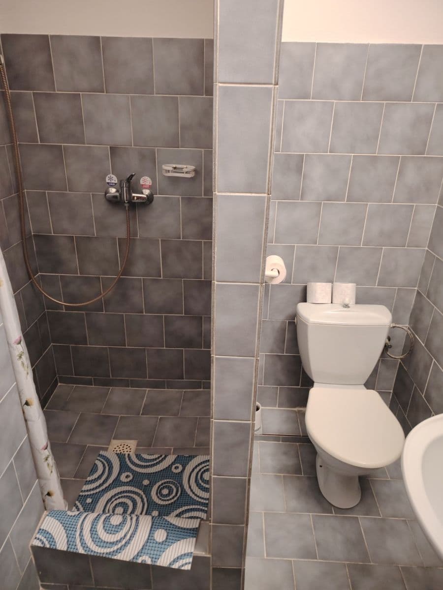 Pronájem bytu Garsoniéra 18 m², Ústecká, Praha, Praha Pronájem bytu Garsoniéra 18 m², Ústecká, Praha, Praha