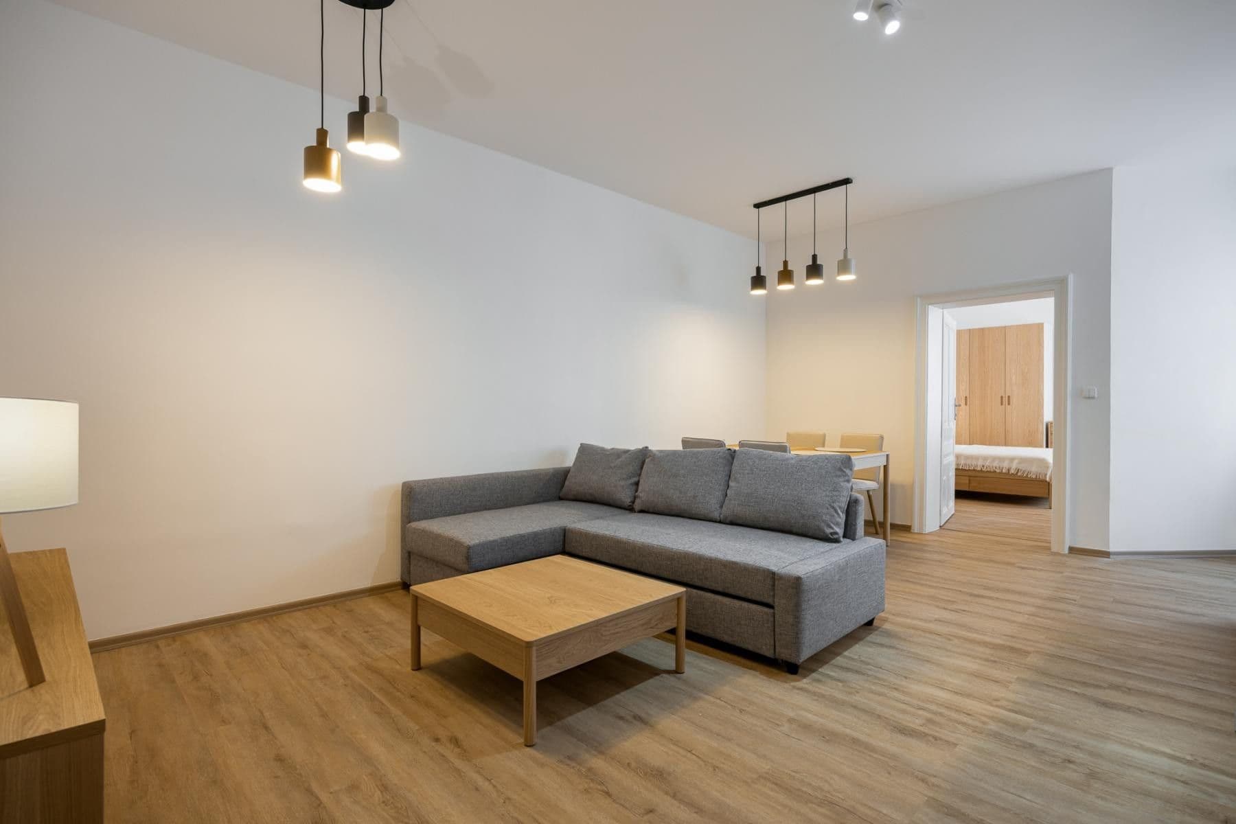 Pronájem bytu 2+kk 74 m², Nádražní, Ostrava, Moravskoslezský kraj Pronájem bytu 2+kk 74 m², Nádražní, Ostrava, Moravskoslezský kraj