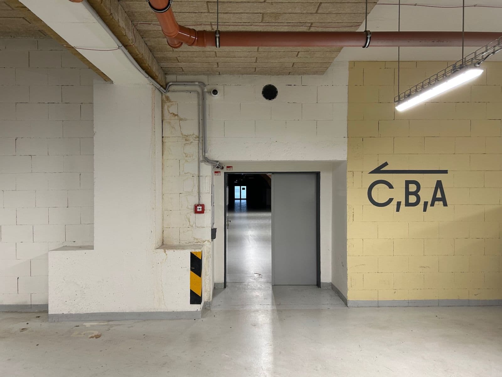 Pronájem nebytového prostoru 24 m², Lindleyova, Praha, Praha Pronájem nebytového prostoru 24 m², Lindleyova, Praha, Praha