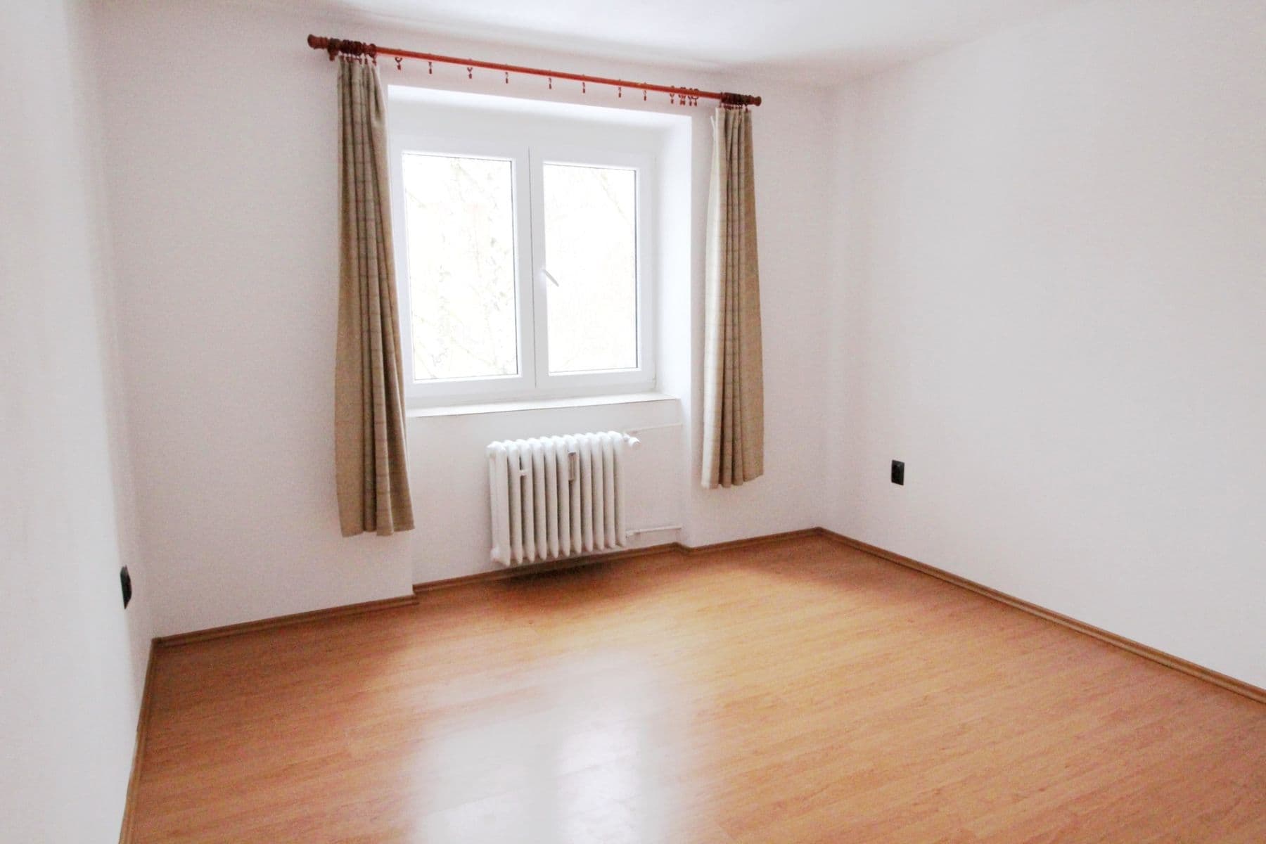 Pronájem bytu 1+1 32 m², Sevastopolská, Kladno, Středočeský kraj Pronájem bytu 1+1 32 m², Sevastopolská, Kladno, Středočeský kraj