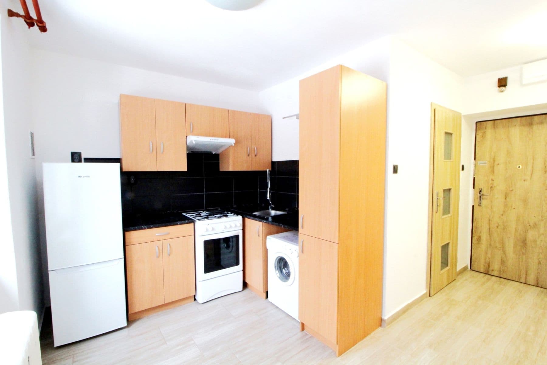 Pronájem bytu 1+1 32 m², Sevastopolská, Kladno, Středočeský kraj Pronájem bytu 1+1 32 m², Sevastopolská, Kladno, Středočeský kraj