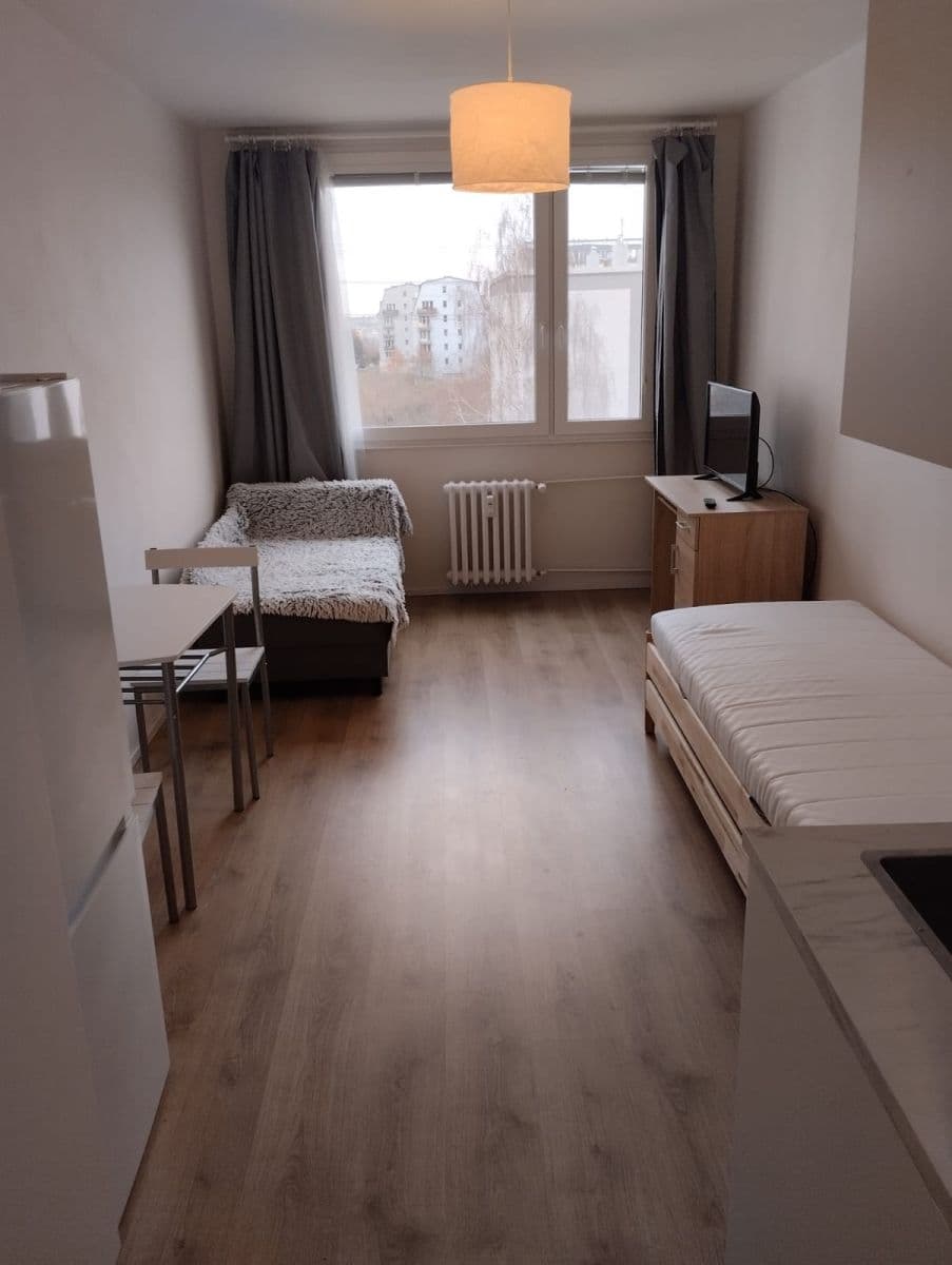 Pronájem bytu 1+kk 24 m², Čenětická, Praha, Praha Pronájem bytu 1+kk 24 m², Čenětická, Praha, Praha