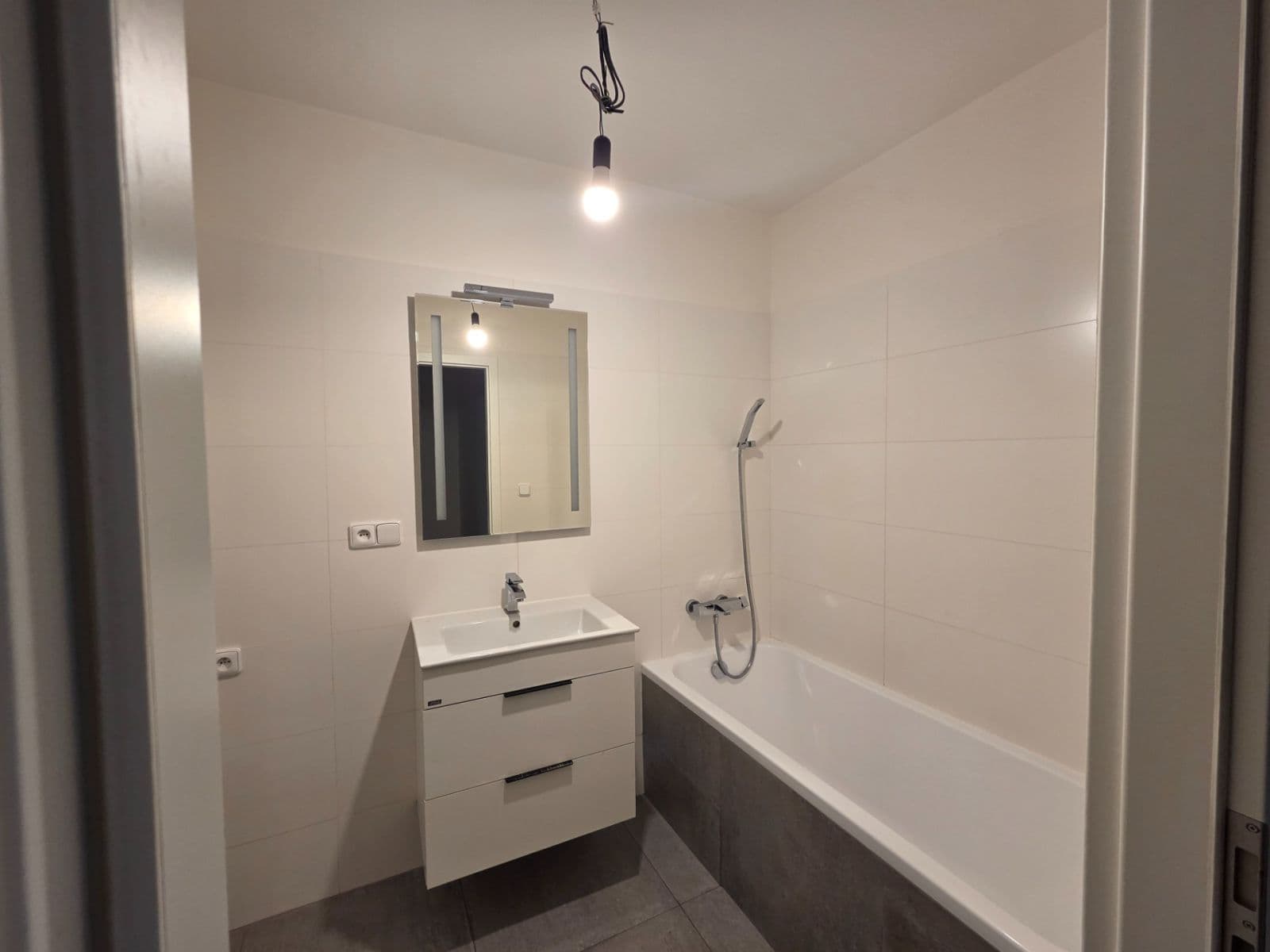 Pronájem bytu 3+kk 68 m², Heřmanova, Praha, Praha Pronájem bytu 3+kk 68 m², Heřmanova, Praha, Praha