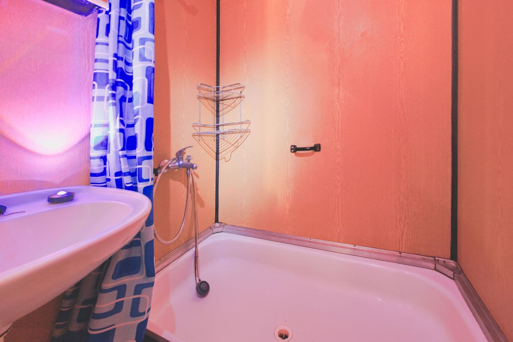 Prodej bytu 1+1 41 m², Úpská, Trutnov, Královéhradecký kraj Prodej bytu 1+1 41 m², Úpská, Trutnov, Královéhradecký kraj