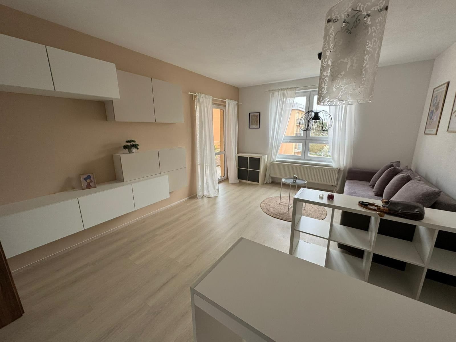 Pronájem bytu 1+kk 47 m², Květná, Plzeň, Plzeňský kraj Pronájem bytu 1+kk 47 m², Květná, Plzeň, Plzeňský kraj