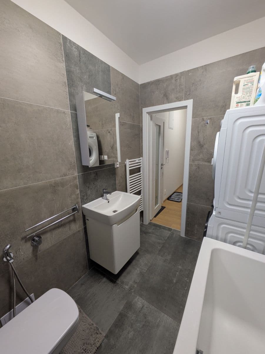 Pronájem bytu 2+kk 52 m², Kotkova, Liberec, Liberecký kraj Pronájem bytu 2+kk 52 m², Kotkova, Liberec, Liberecký kraj