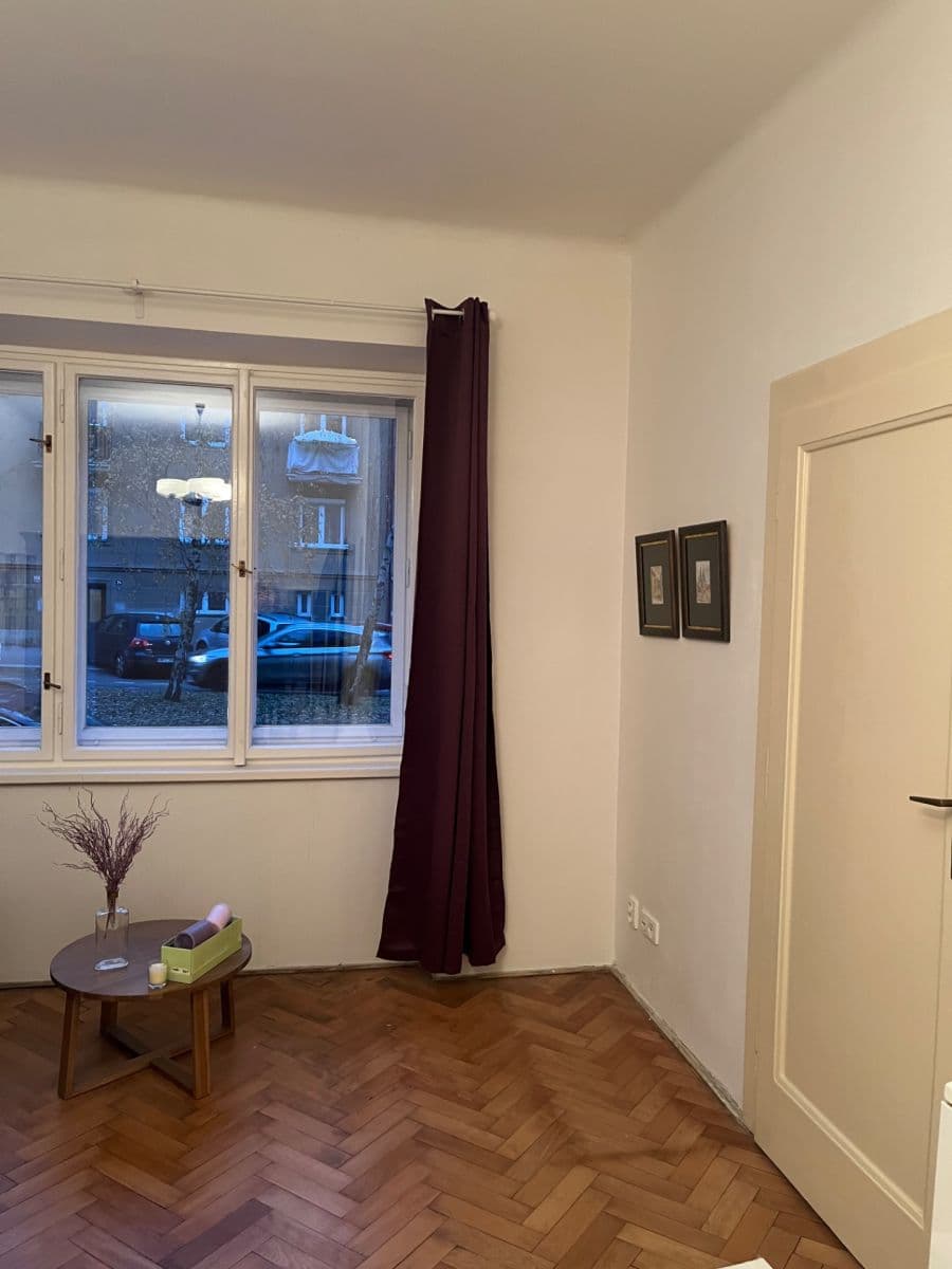 Pronájem bytu 1+1 40 m², Kladenská, Praha, Praha Pronájem bytu 1+1 40 m², Kladenská, Praha, Praha