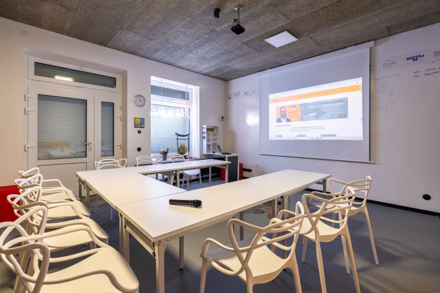 Pronájem kanceláře 35 m², Plkovská, Praha, Praha Pronájem kanceláře 35 m², Plkovská, Praha, Praha