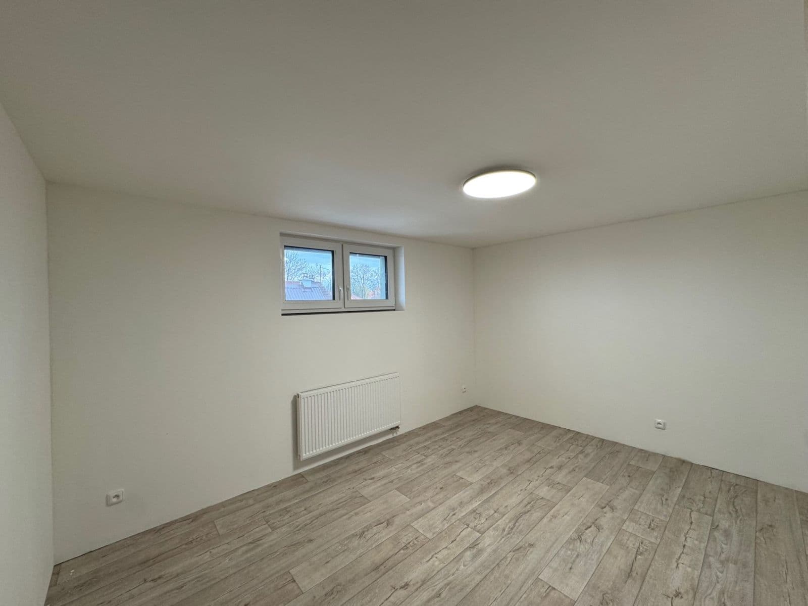 Pronájem bytu 2+kk 55 m², Štenclova, Dašice, Pardubický kraj Pronájem bytu 2+kk 55 m², Štenclova, Dašice, Pardubický kraj