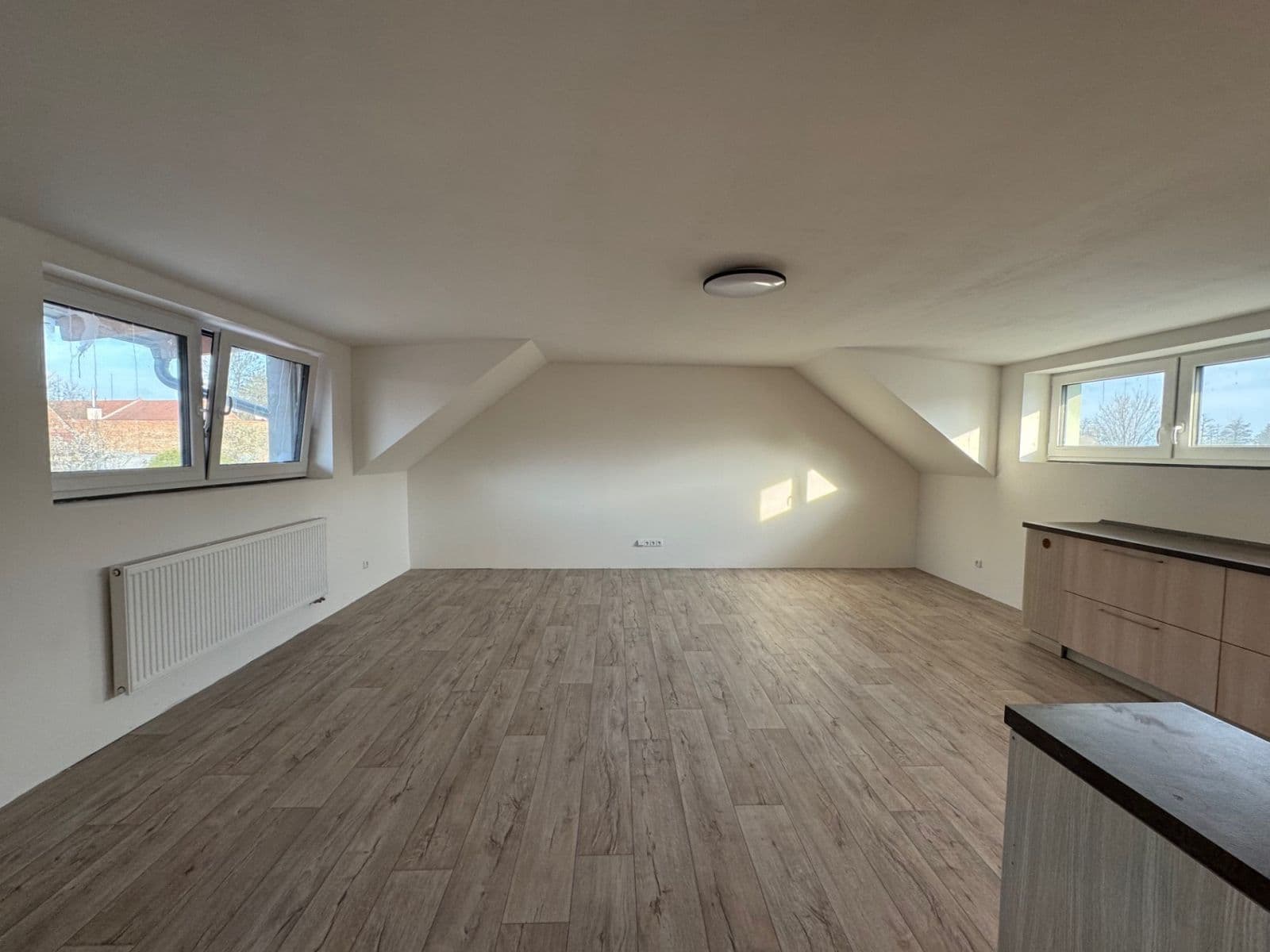 Pronájem bytu 2+kk 55 m², Štenclova, Dašice, Pardubický kraj Pronájem bytu 2+kk 55 m², Štenclova, Dašice, Pardubický kraj