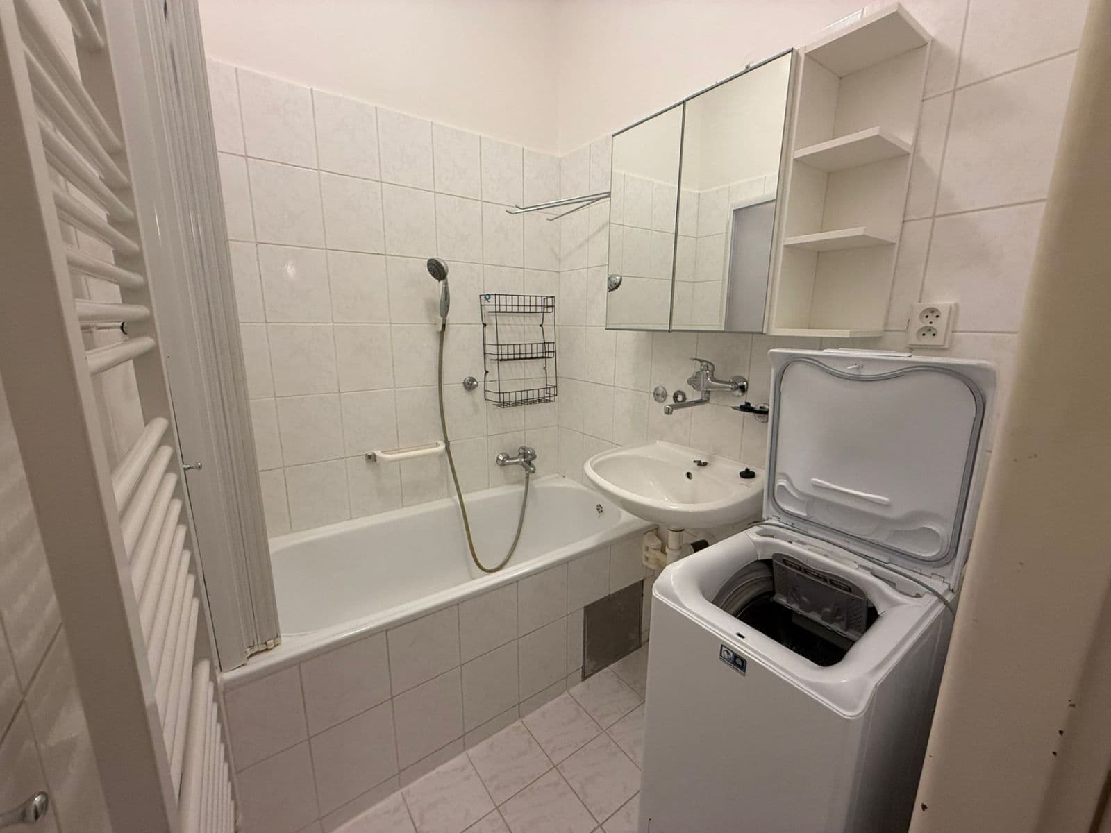 Pronájem bytu 2+1 67 m², Nučická, Praha, Praha Pronájem bytu 2+1 67 m², Nučická, Praha, Praha