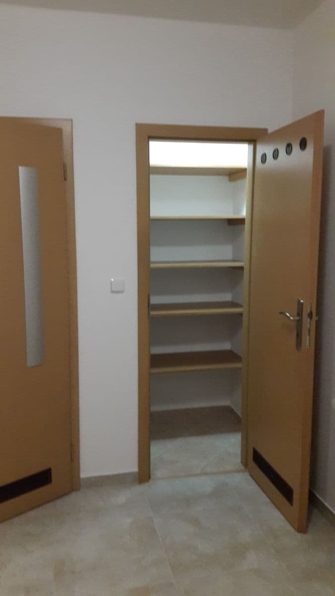 Prodej domu 130 m², pozemek 347 m², Vinohrádky, Kroměříž, Zlínský kraj Prodej domu 130 m², pozemek 347 m², Vinohrádky, Kroměříž, Zlínský kraj