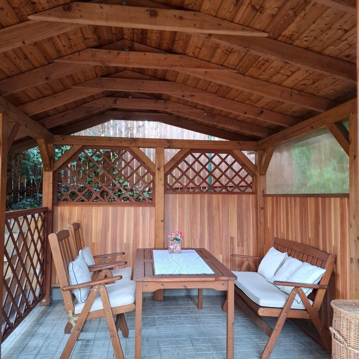 Prodej domu 130 m², pozemek 347 m², Vinohrádky, Kroměříž, Zlínský kraj Prodej domu 130 m², pozemek 347 m², Vinohrádky, Kroměříž, Zlínský kraj