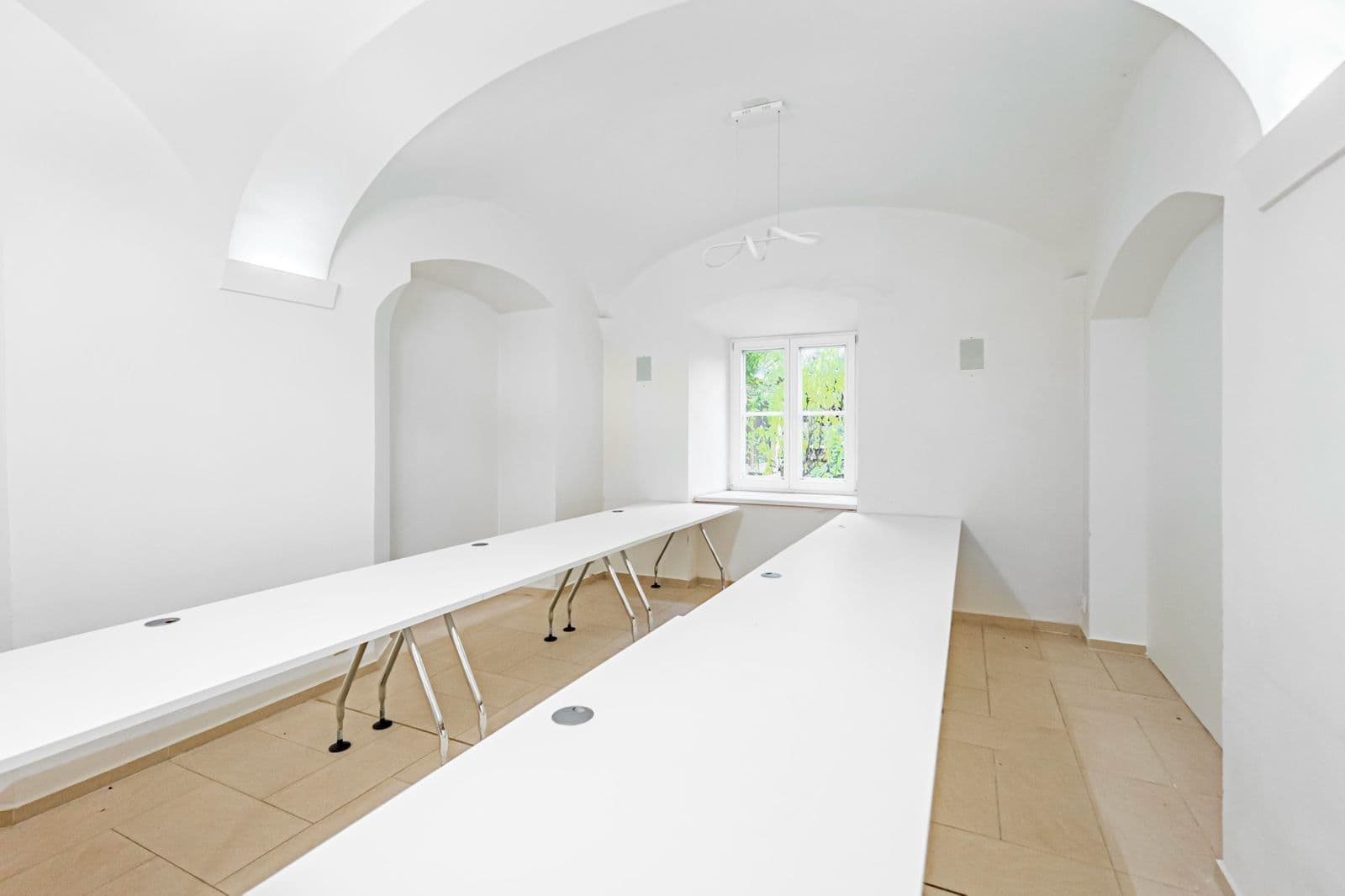 Pronájem kanceláře 60 m², Kotlaska, Praha, Praha Pronájem kanceláře 60 m², Kotlaska, Praha, Praha