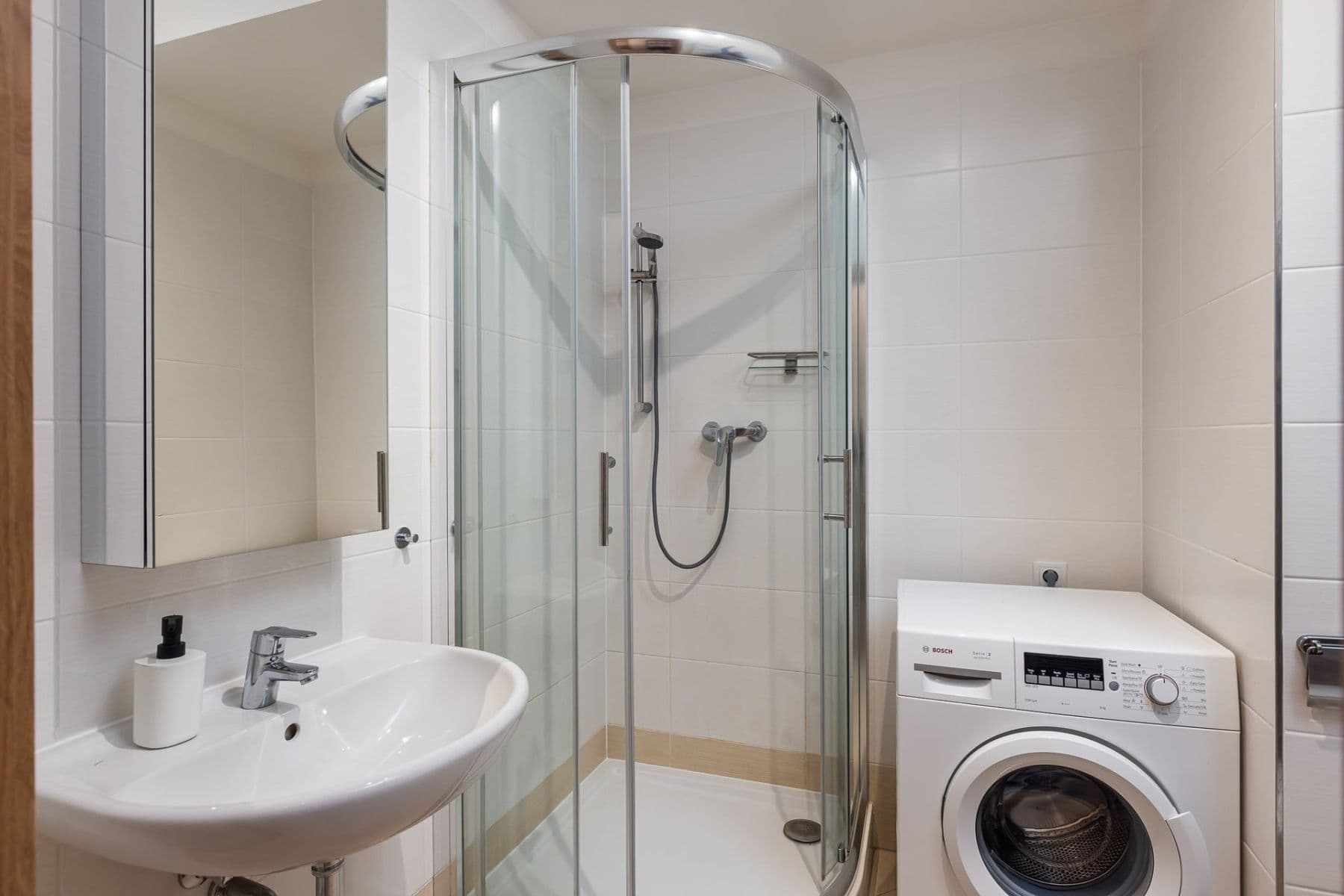 Pronájem bytu 1+kk 33 m², Toufarova, Praha, Praha Pronájem bytu 1+kk 33 m², Toufarova, Praha, Praha