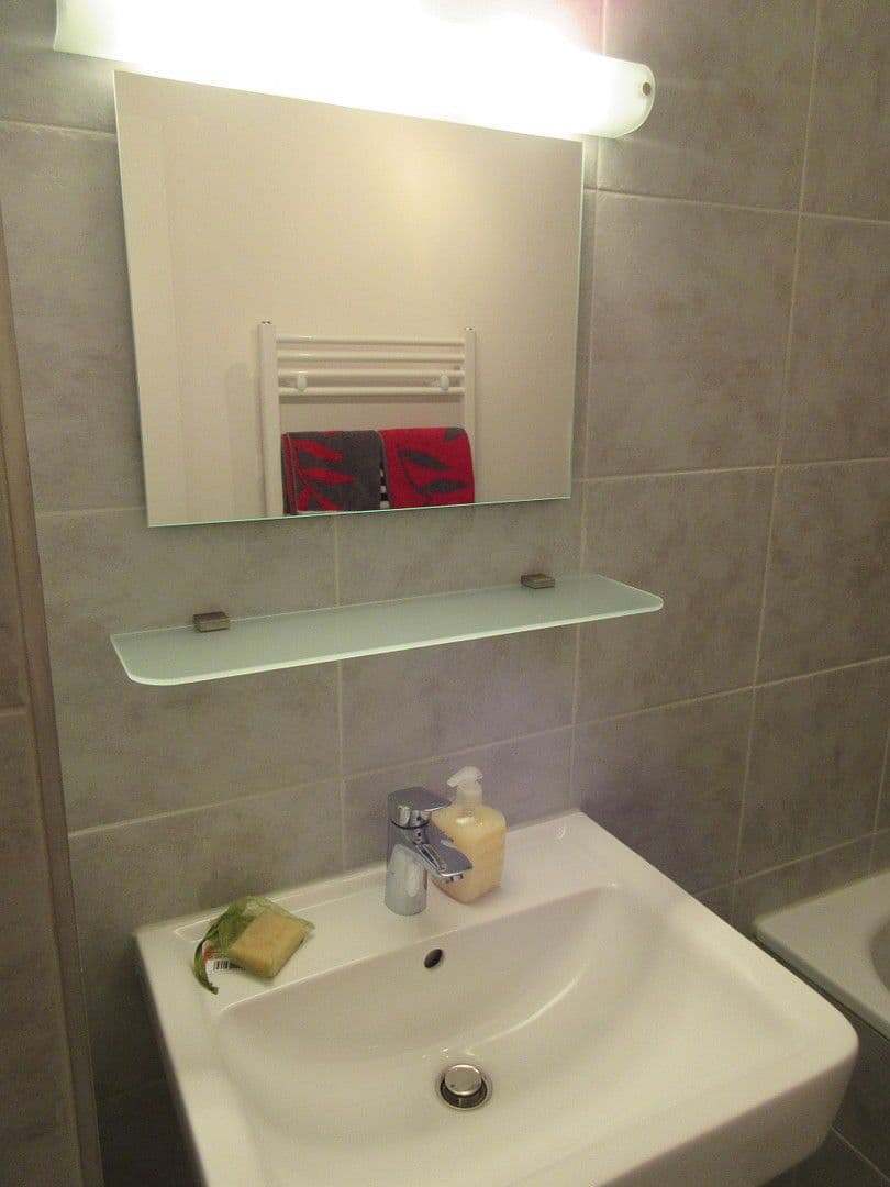 Pronájem bytu 1+1 37 m², Berlin-Steglitz, Berlín Pronájem bytu 1+1 37 m², Berlin-Steglitz, Berlín