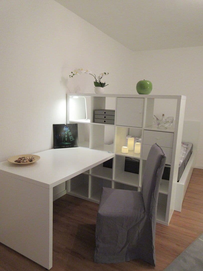 Pronájem bytu 1+1 37 m², Berlin-Steglitz, Berlín Pronájem bytu 1+1 37 m², Berlin-Steglitz, Berlín