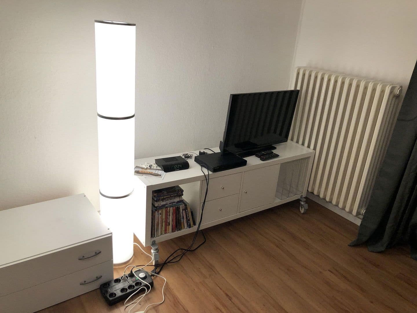 Pronájem bytu 1+1 37 m², Berlin-Steglitz, Berlín Pronájem bytu 1+1 37 m², Berlin-Steglitz, Berlín