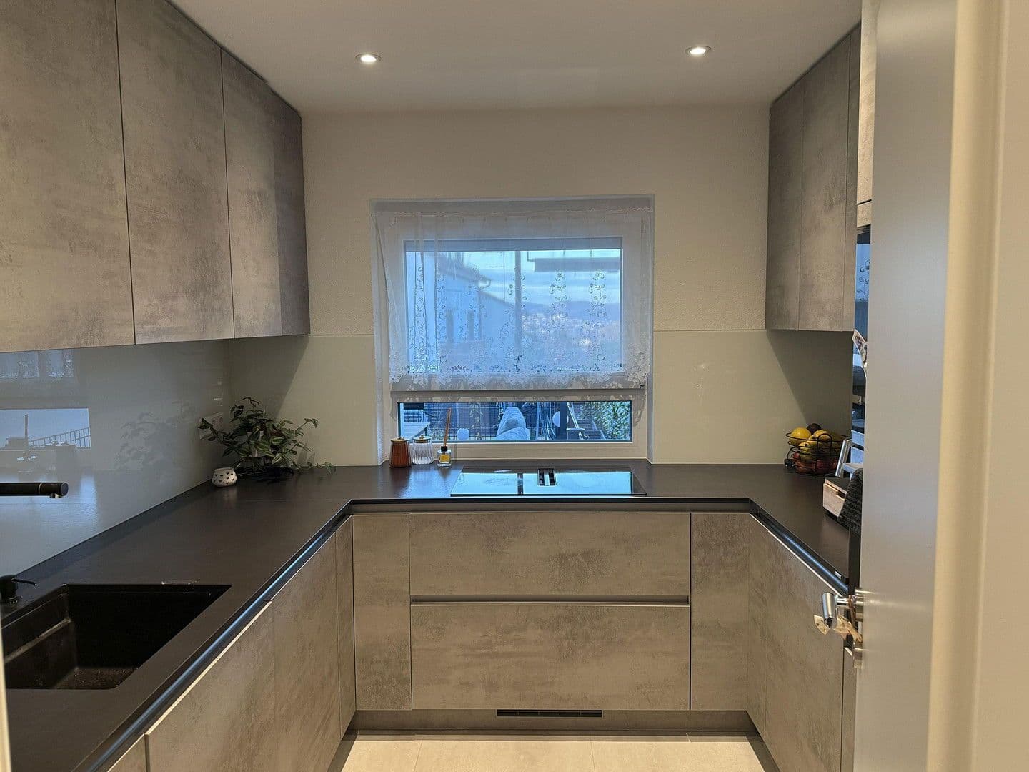 Prodej domu 117 m², pozemek 234 m², Mutzenreisstr 30, Esslingen am Neckar, Bádensko-Württembersko Prodej domu 117 m², pozemek 234 m², Mutzenreisstr 30, Esslingen am Neckar, Bádensko-Württembersko