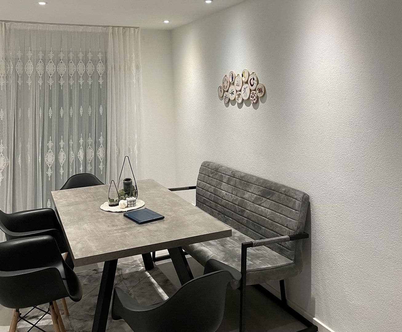 Prodej domu 117 m², pozemek 234 m², Mutzenreisstr 30, Esslingen am Neckar, Bádensko-Württembersko Prodej domu 117 m², pozemek 234 m², Mutzenreisstr 30, Esslingen am Neckar, Bádensko-Württembersko