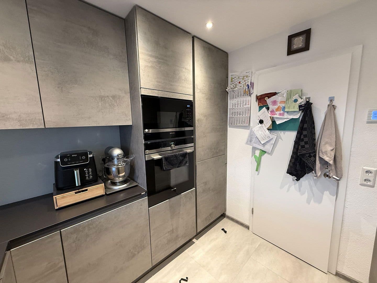 Prodej domu 117 m², pozemek 234 m², Mutzenreisstr 30, Esslingen am Neckar, Bádensko-Württembersko Prodej domu 117 m², pozemek 234 m², Mutzenreisstr 30, Esslingen am Neckar, Bádensko-Württembersko