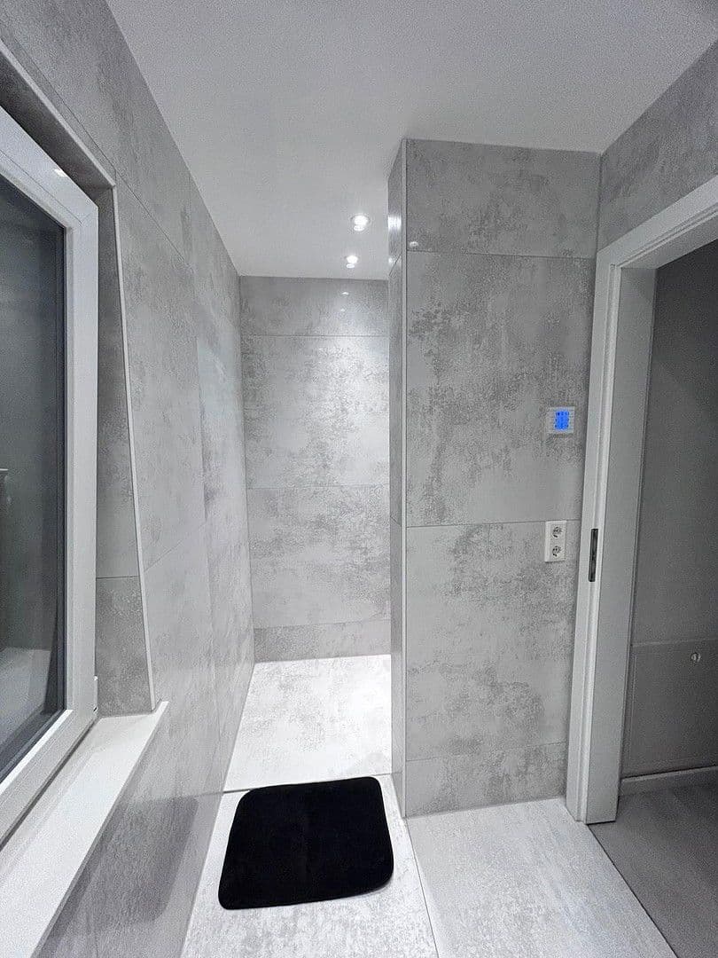 Prodej domu 117 m², pozemek 234 m², Mutzenreisstr 30, Esslingen am Neckar, Bádensko-Württembersko Prodej domu 117 m², pozemek 234 m², Mutzenreisstr 30, Esslingen am Neckar, Bádensko-Württembersko