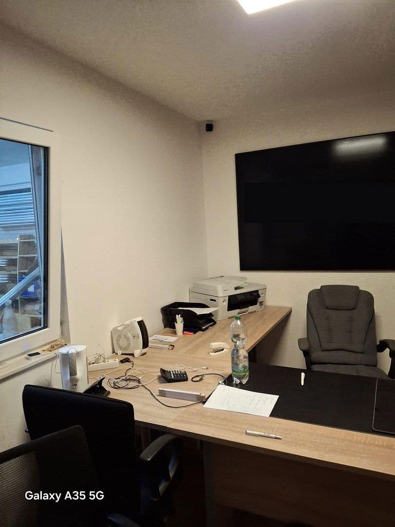 Pronájem nebytového prostoru 500 m², Robert-Bosch-Str. 3, Quakenbrück, Dolní Sasko Pronájem nebytového prostoru 500 m², Robert-Bosch-Str. 3, Quakenbrück, Dolní Sasko