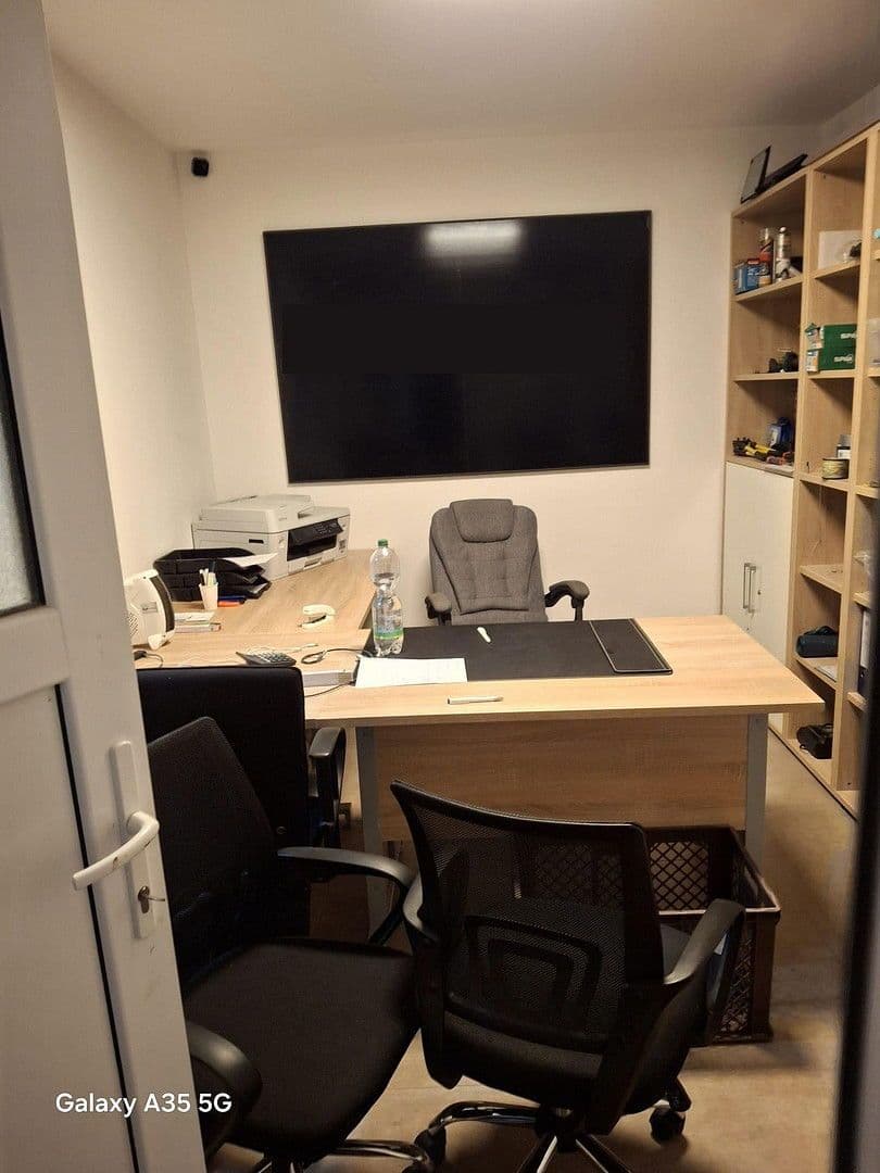 Pronájem nebytového prostoru 500 m², Robert-Bosch-Str. 3, Quakenbrück, Dolní Sasko Pronájem nebytového prostoru 500 m², Robert-Bosch-Str. 3, Quakenbrück, Dolní Sasko