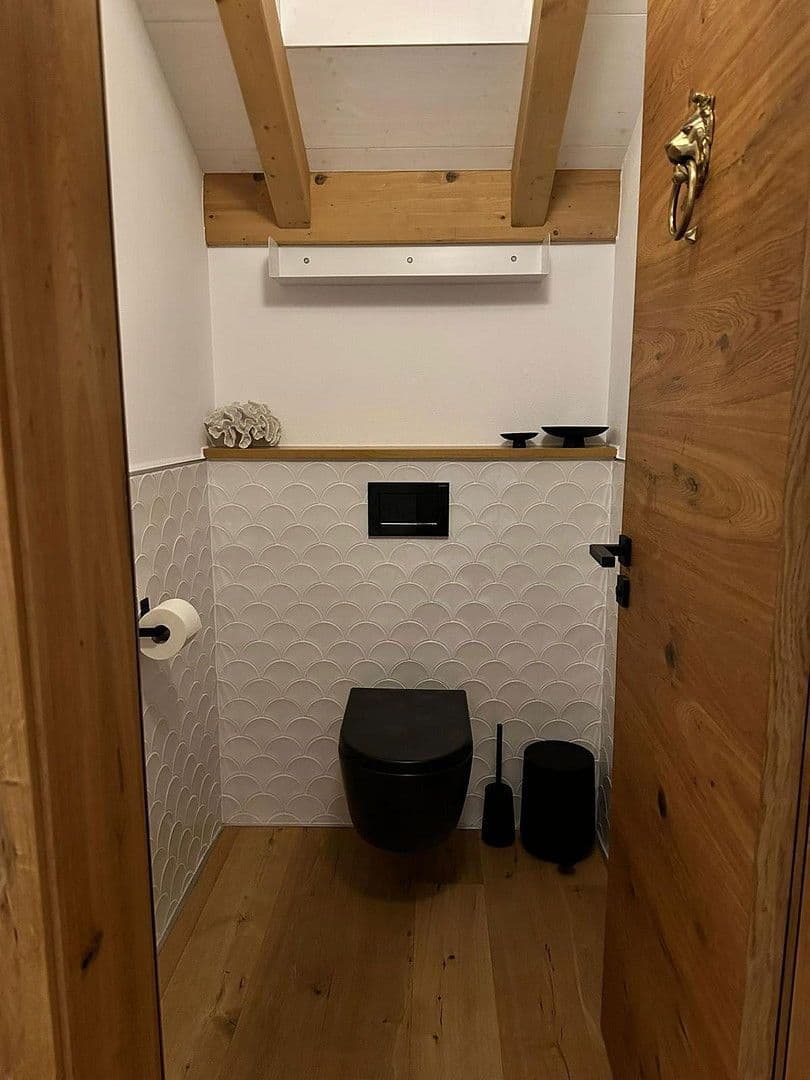 Prodej domu 343 m², pozemek 657 m², Mengkofen, Bavorsko Prodej domu 343 m², pozemek 657 m², Mengkofen, Bavorsko