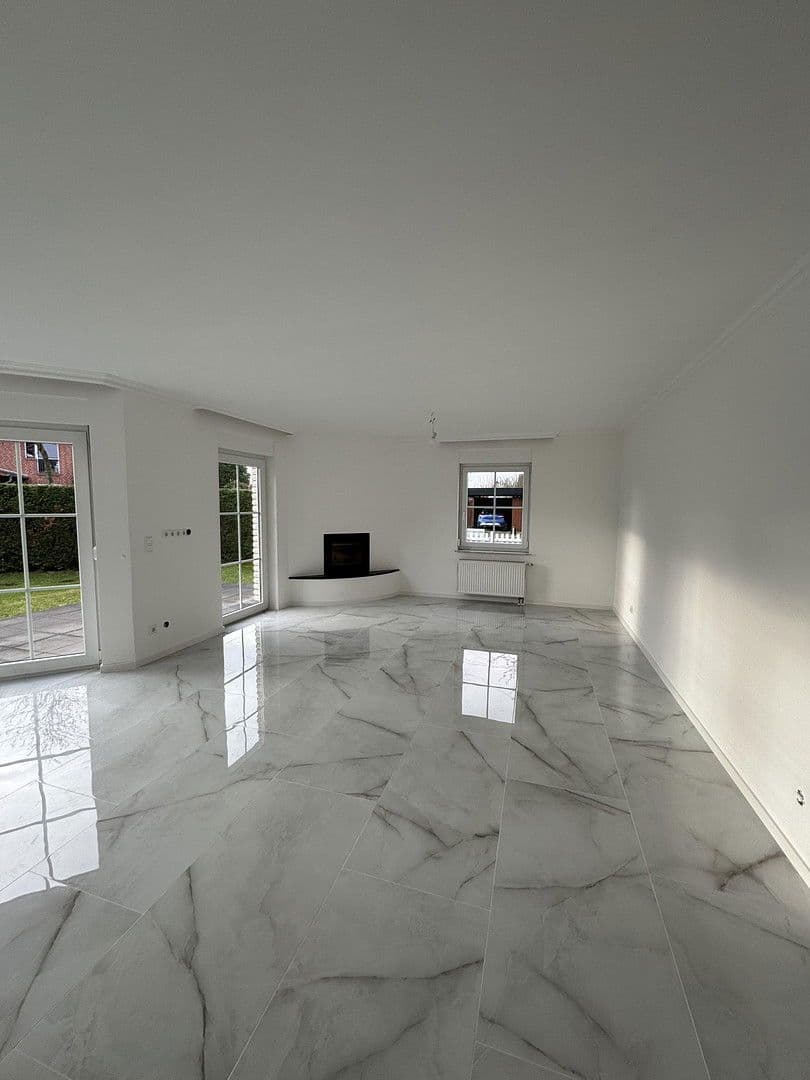 Prodej domu 160 m², pozemek 475 m², Am Kuhlager 14, Neustadt am Rübenberge, Dolní Sasko Prodej domu 160 m², pozemek 475 m², Am Kuhlager 14, Neustadt am Rübenberge, Dolní Sasko