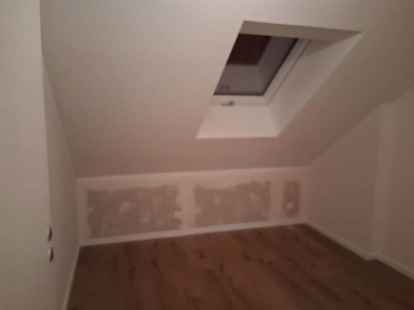 Pronájem bytu 4+1 89 m², Heilbronn, Bádensko-Württembersko Pronájem bytu 4+1 89 m², Heilbronn, Bádensko-Württembersko