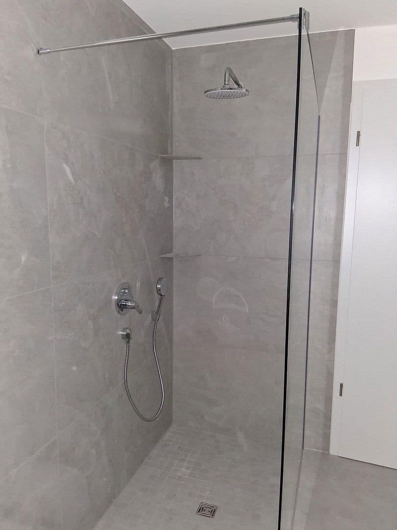 Pronájem bytu 4+1 89 m², Heilbronn, Bádensko-Württembersko Pronájem bytu 4+1 89 m², Heilbronn, Bádensko-Württembersko