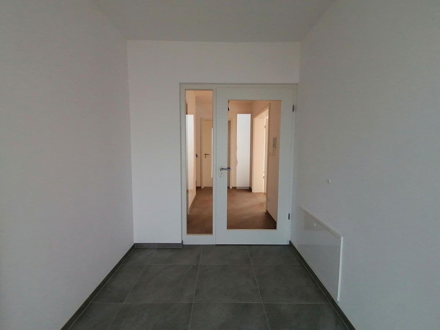 Pronájem domu 186 m², pozemek 537 m², Biberweg 18, Abensberg, Bavorsko Pronájem domu 186 m², pozemek 537 m², Biberweg 18, Abensberg, Bavorsko