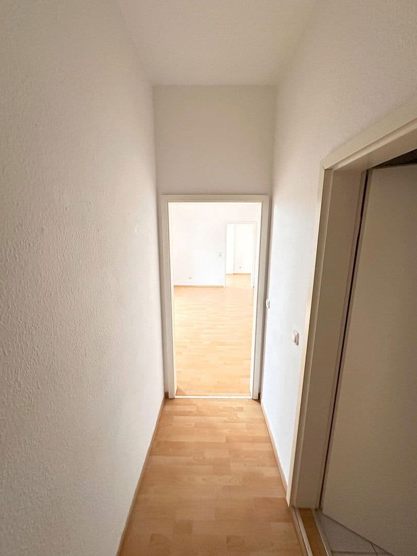 Pronájem bytu 2+1 41 m², Alte Crivitzer Landstraße 15, Schwerin, Mecklenburg-Vorpommern Pronájem bytu 2+1 41 m², Alte Crivitzer Landstraße 15, Schwerin, Mecklenburg-Vorpommern