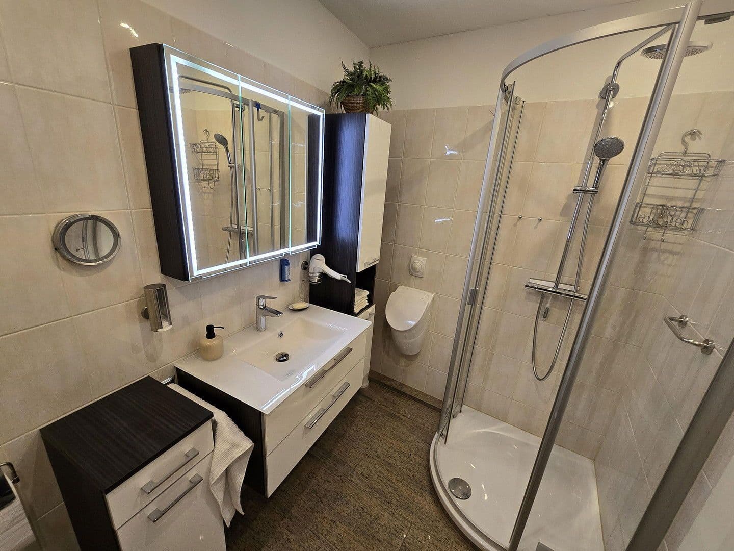 Prodej bytu 3+1 92 m², Bekkamp 5, Hamburg, Hamburg Prodej bytu 3+1 92 m², Bekkamp 5, Hamburg, Hamburg