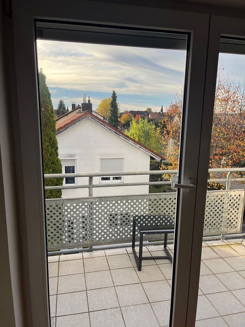 Pronájem bytu 2+1 48 m², Sudetenstrasse, Lauingen (Donau), Bavorsko Pronájem bytu 2+1 48 m², Sudetenstrasse, Lauingen (Donau), Bavorsko