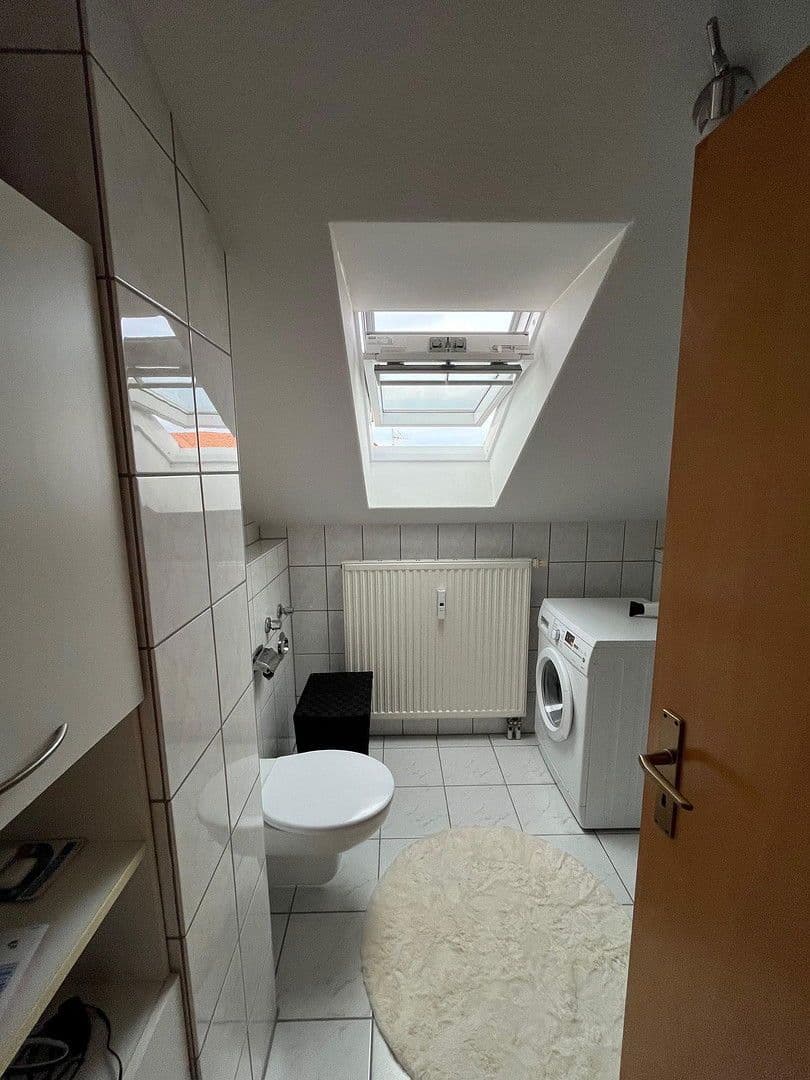 Pronájem bytu 2+1 48 m², Sudetenstrasse, Lauingen (Donau), Bavorsko Pronájem bytu 2+1 48 m², Sudetenstrasse, Lauingen (Donau), Bavorsko