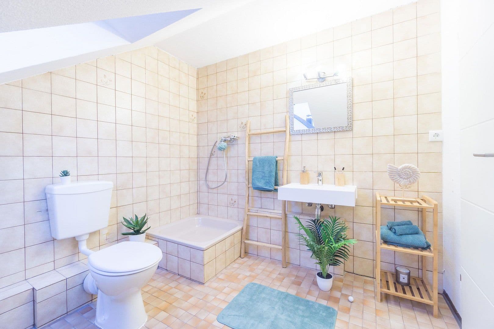 Prodej domu 170 m², pozemek 175 m², Nürnberg, Bavorsko Prodej domu 170 m², pozemek 175 m², Nürnberg, Bavorsko