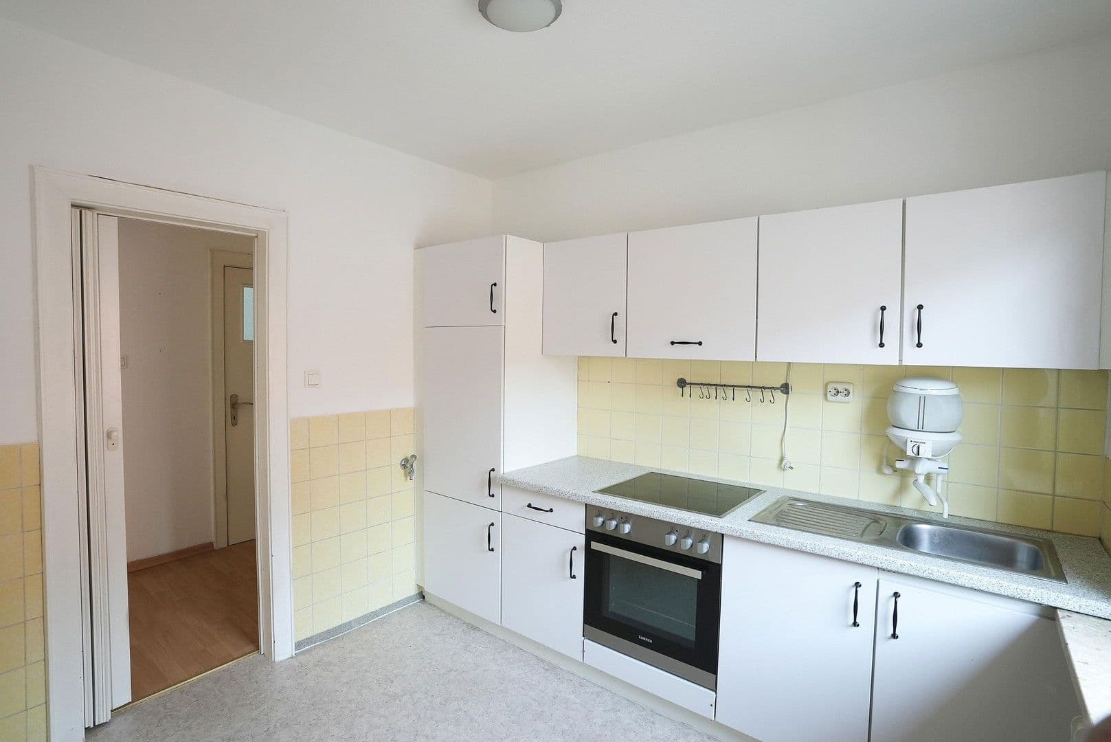 Pronájem bytu 2+1 66 m², Hauptstraße 116, Mölln, Šlesvicko-Holštýnsko Pronájem bytu 2+1 66 m², Hauptstraße 116, Mölln, Šlesvicko-Holštýnsko