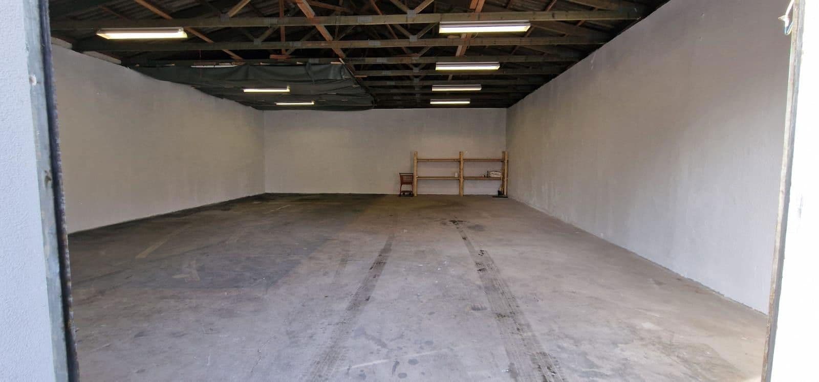 Pronájem nebytového prostoru 420 m², Hadamarer Straße 21, Elz, Hessen Pronájem nebytového prostoru 420 m², Hadamarer Straße 21, Elz, Hessen