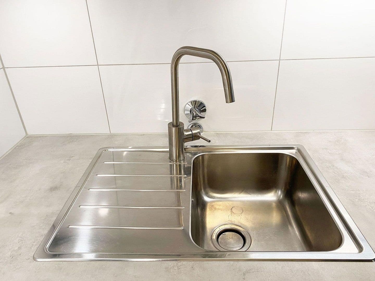 Prodej bytu 1+1 37 m², Köln, Severní Porýní-Vestfálsko Prodej bytu 1+1 37 m², Köln, Severní Porýní-Vestfálsko