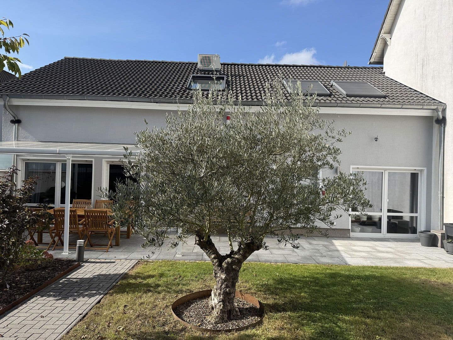 Prodej domu 189 m², pozemek 624 m², Wülfrath, Severní Porýní-Vestfálsko Prodej domu 189 m², pozemek 624 m², Wülfrath, Severní Porýní-Vestfálsko