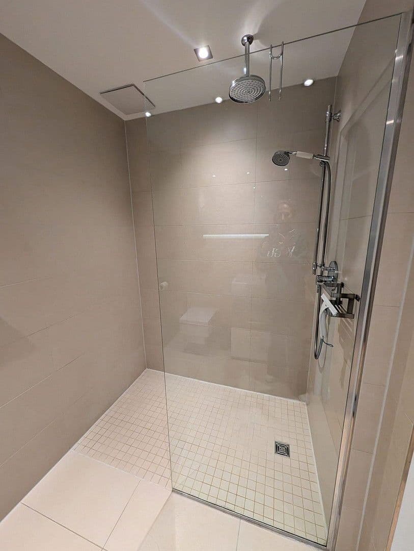 Pronájem bytu 1+kk 71 m², Vogelweidestraße 5, München, Bavorsko Pronájem bytu 1+kk 71 m², Vogelweidestraße 5, München, Bavorsko