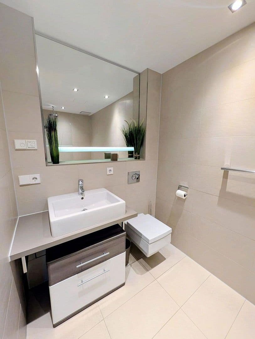 Pronájem bytu 1+kk 71 m², Vogelweidestraße 5, München, Bavorsko Pronájem bytu 1+kk 71 m², Vogelweidestraße 5, München, Bavorsko